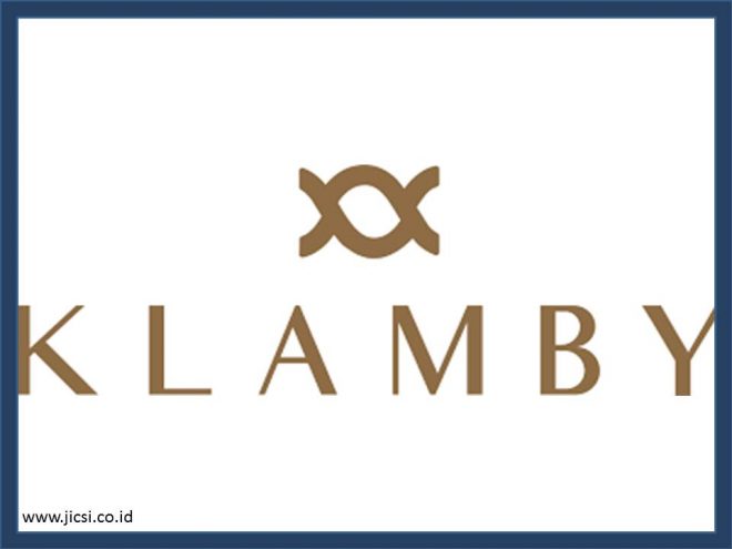 client 15 - Wearing Klamby